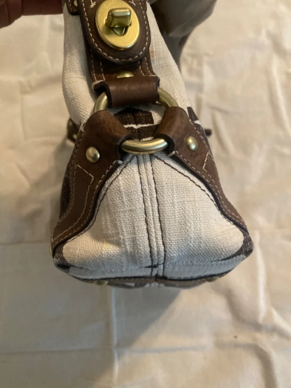 Authentic Coach Signature Carly Medium Shoulder Bag – Style 10794 (A0773)